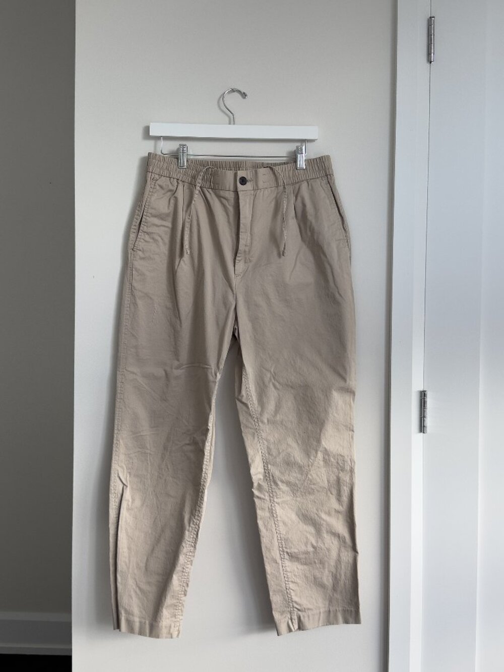H&M - Mens Chinos - Regular Fit - Medium